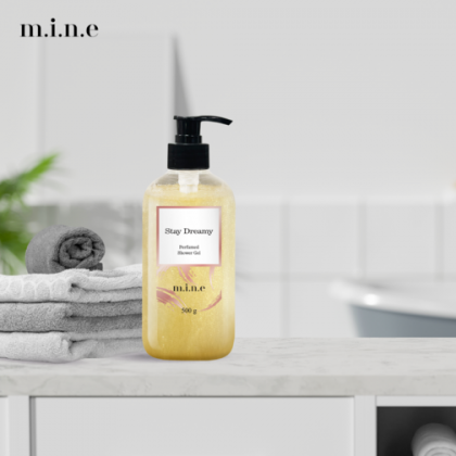 Gel tắm Mine Stay Dreamy Perfumed Shower Gel 500g